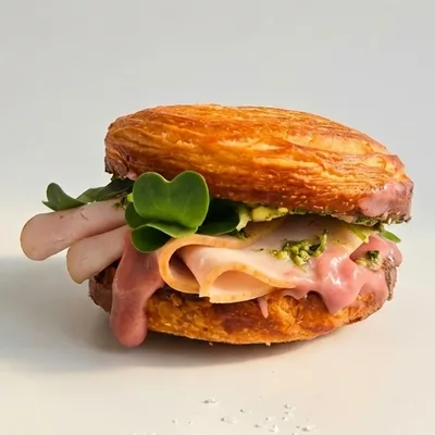 Cranberry Pesto Turkey sandwich